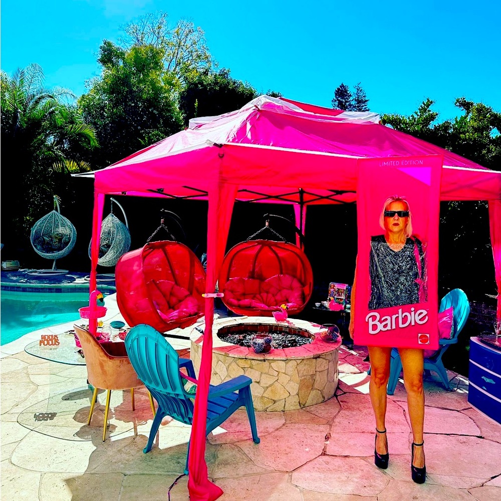 Meet your Posher, Posh